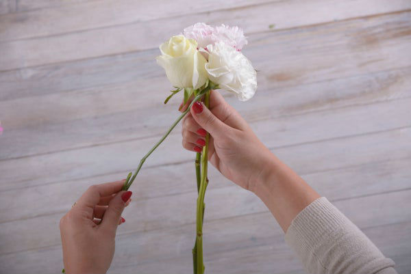 Как сделать будет невесты из живых цветов своими руками?