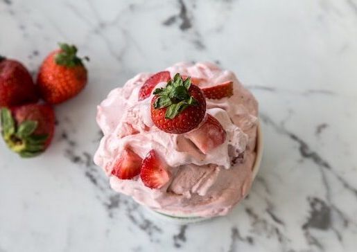 Можно ли заморозить йогурт и как правильно это сделать?
