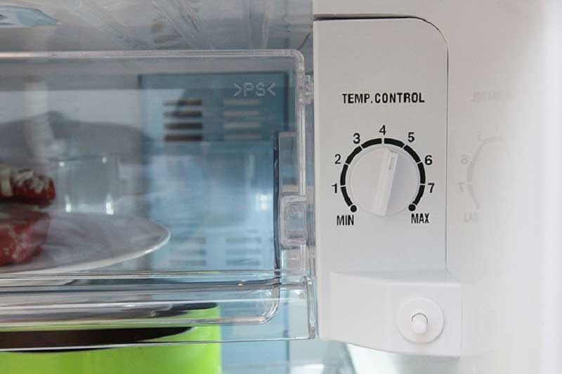 Какая должна быть температура в холодильнике?