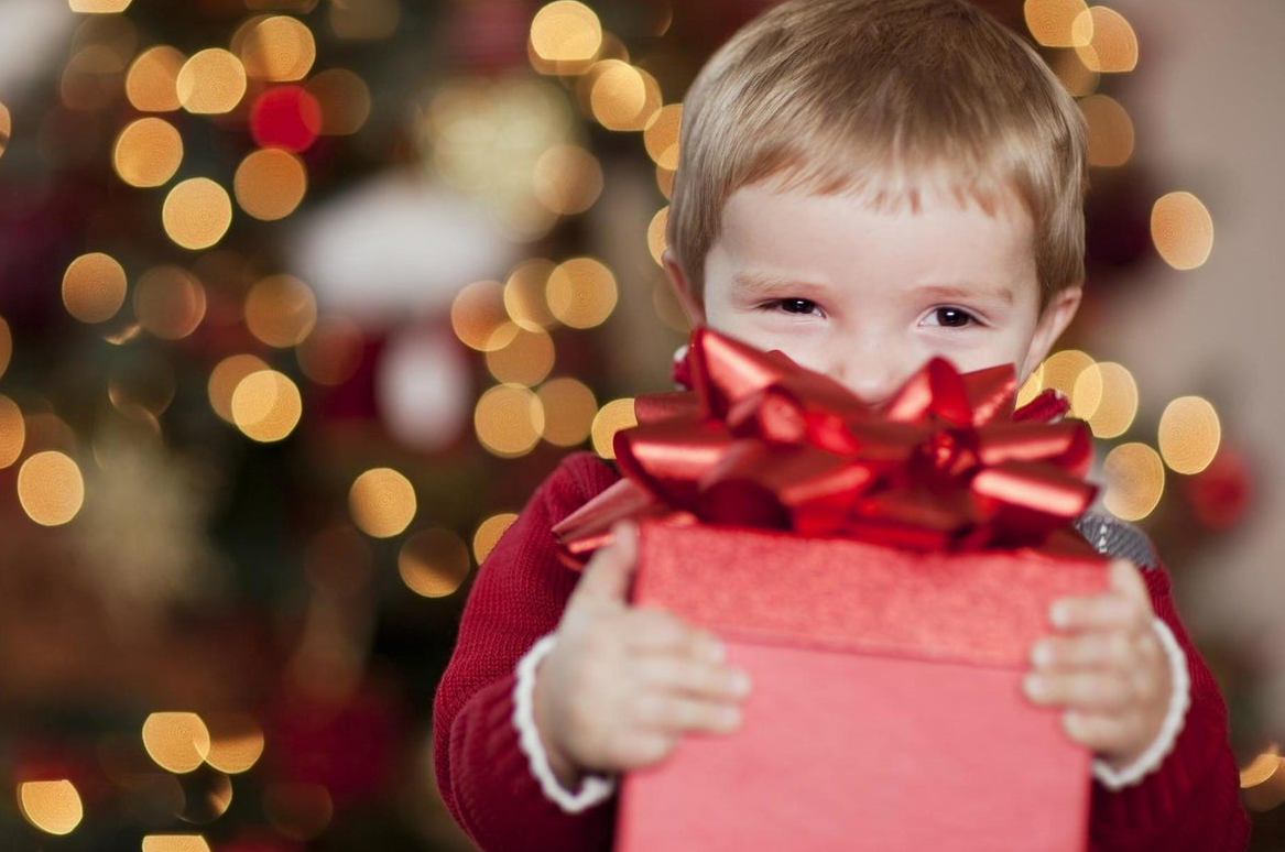 Как сделать подарок приятным для ребенка?
