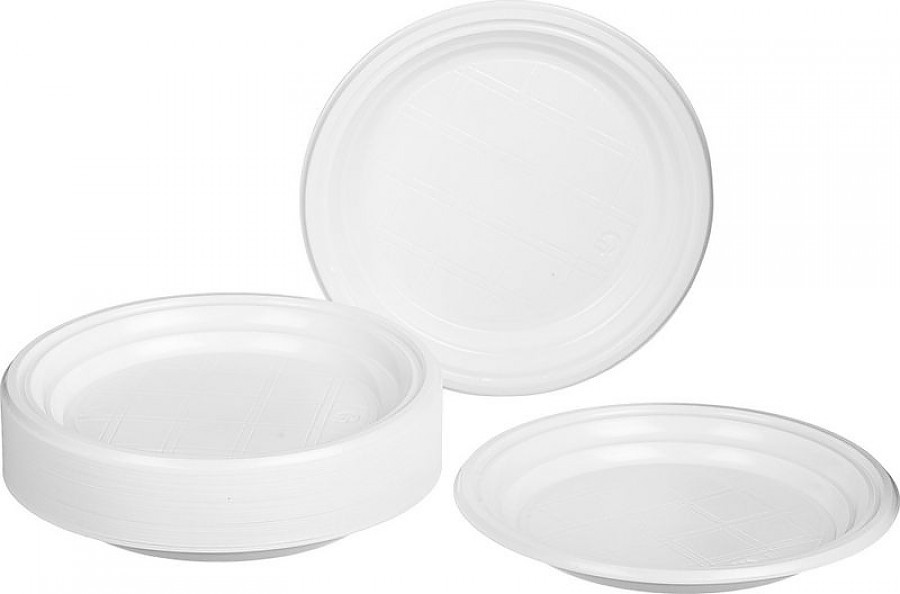 Одноразовые пластиковые тарелки