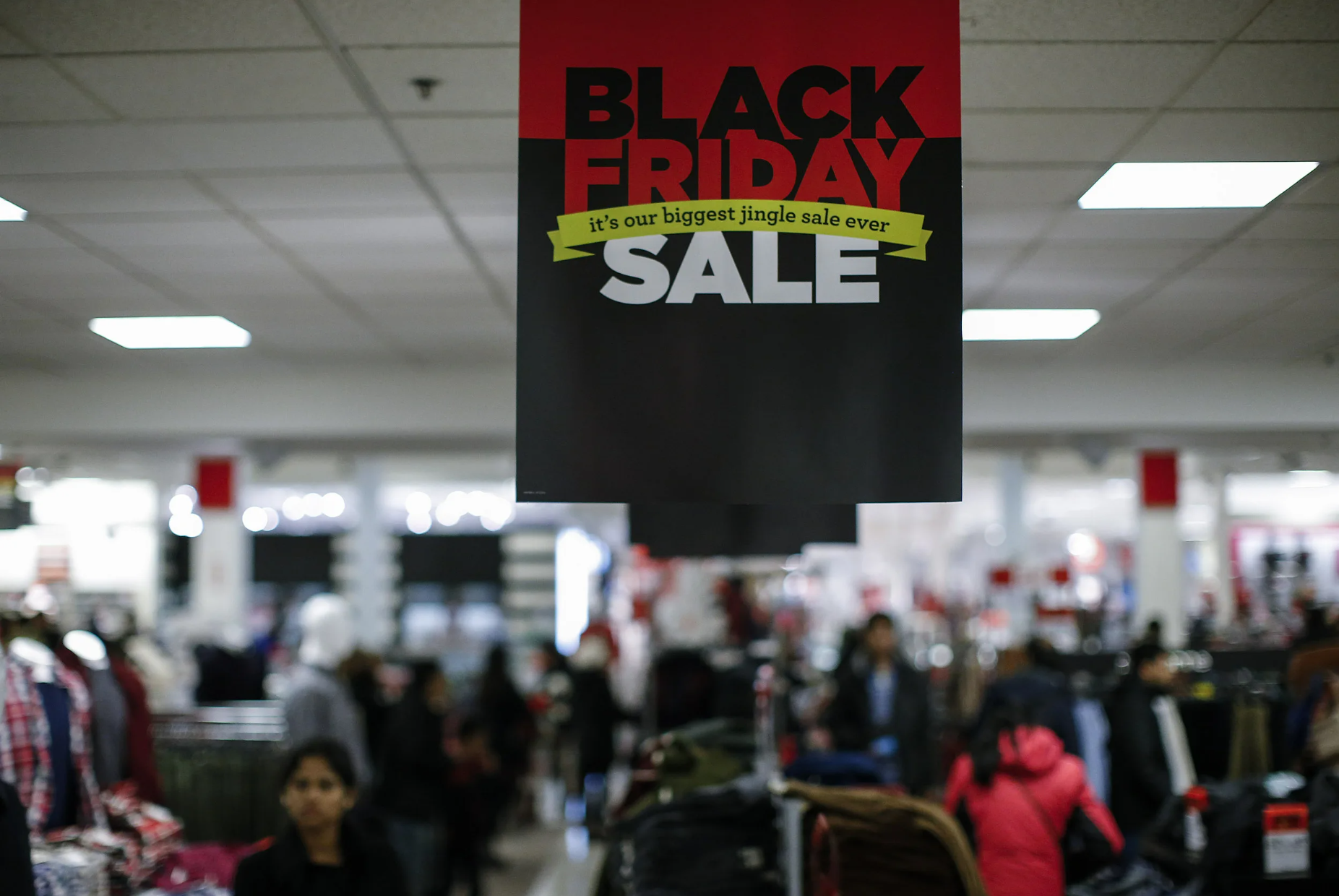 Черная пятница: как сэкономить на покупках и не попасть в ловушку маркетинга